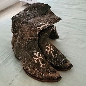 Corral boots exclusively made for Buckle